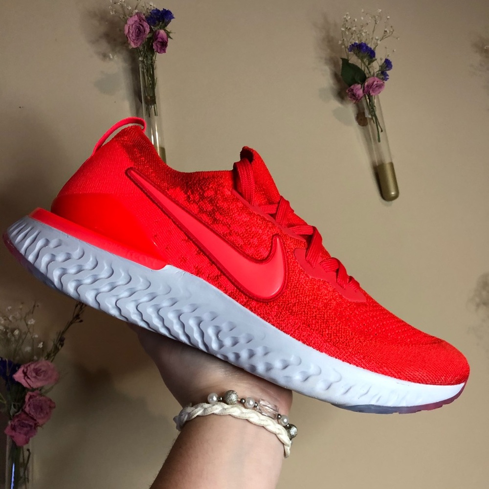 Nike Epic React Flyknit 2 - Unisex NEW